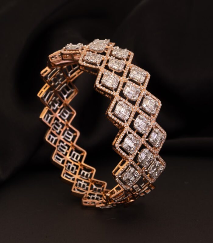 DIACYL BEAUTY BRACELET