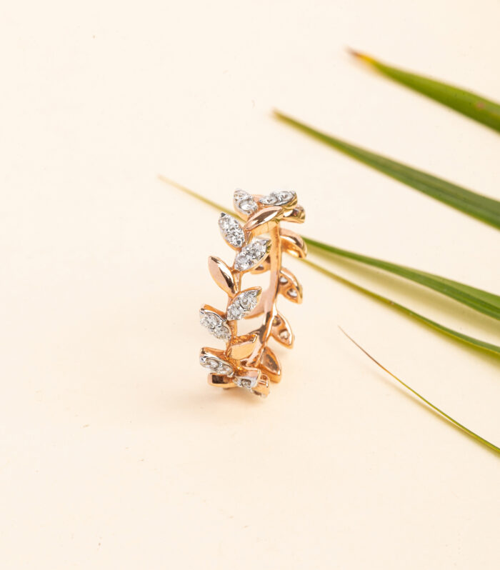 Cropped Floral Ring Band Ring