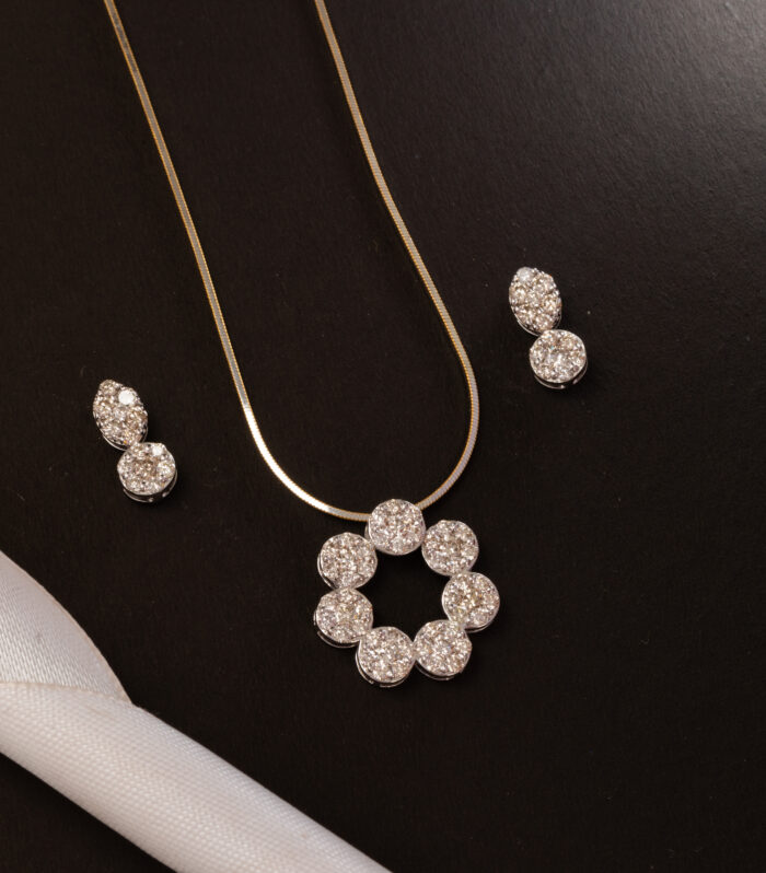 HOLLOW POINT PENDANT SET