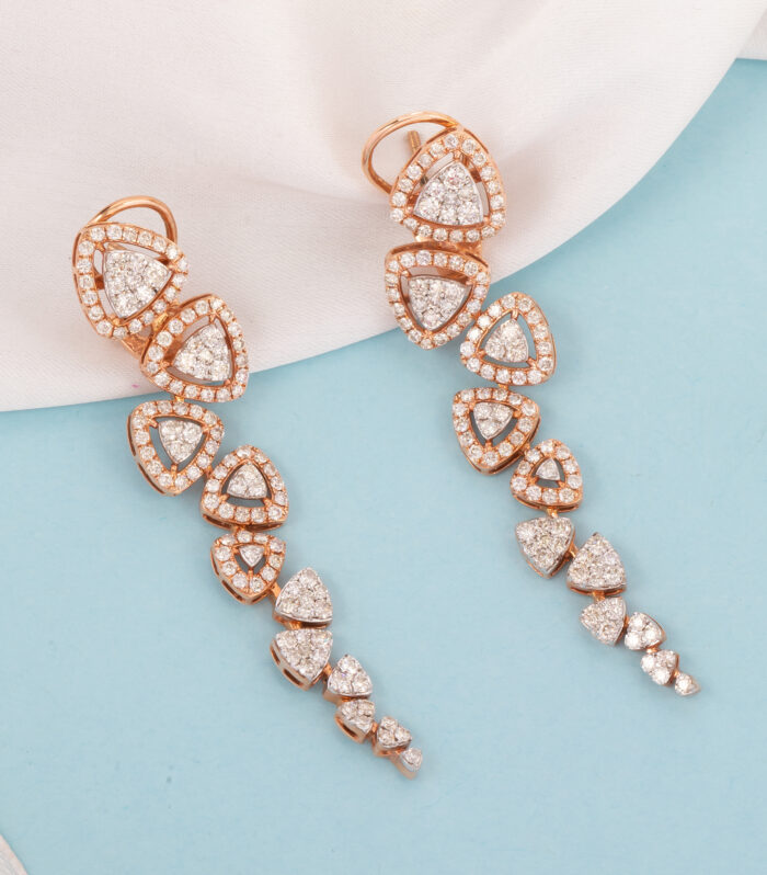 TRIANGLES DRIPPING DANGLERS